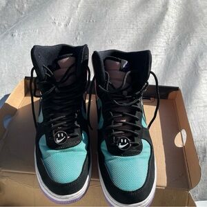 Semi used Nike shoes